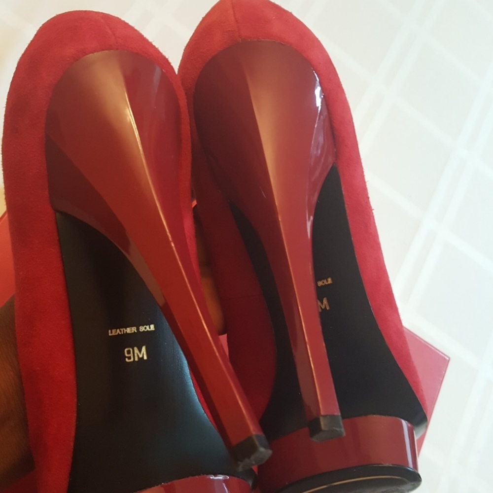 Shoes - Picture 8 of 8